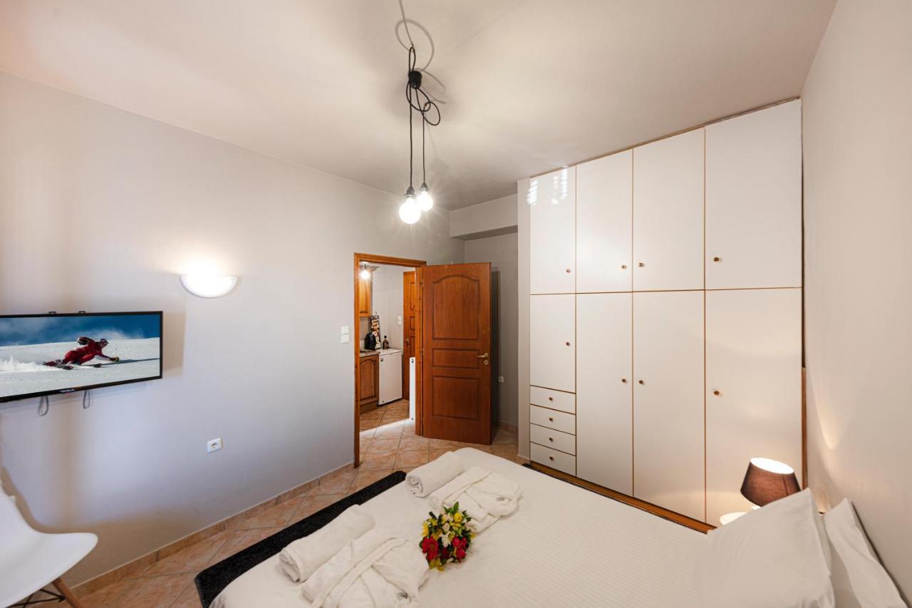 Deluxe Apartments By White Hills Arachova Exterior foto